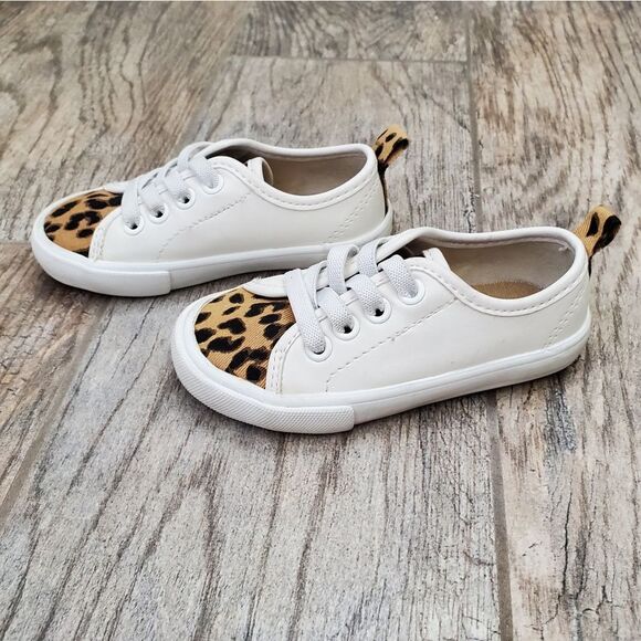 Old Navy White and Leopard Print Shoes Size 5 - Picture 4 of 10
